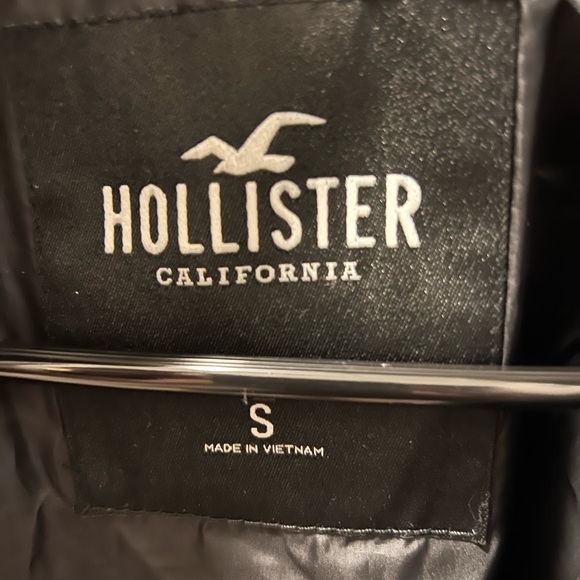 Hollister forest green bomber faux fur jacket - Picture 3 of 4
